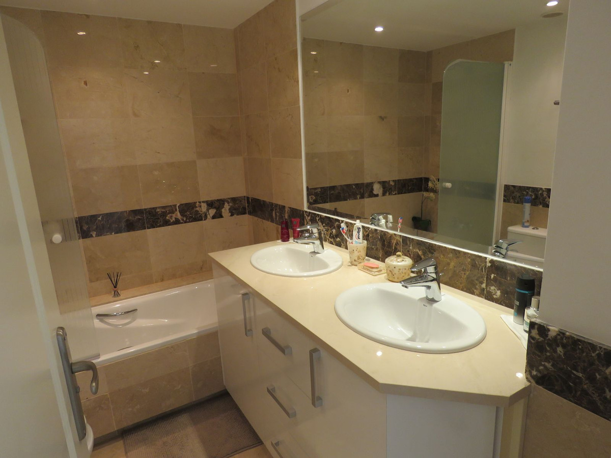 Flat for sale in Sitio de Calahonda (Mijas)