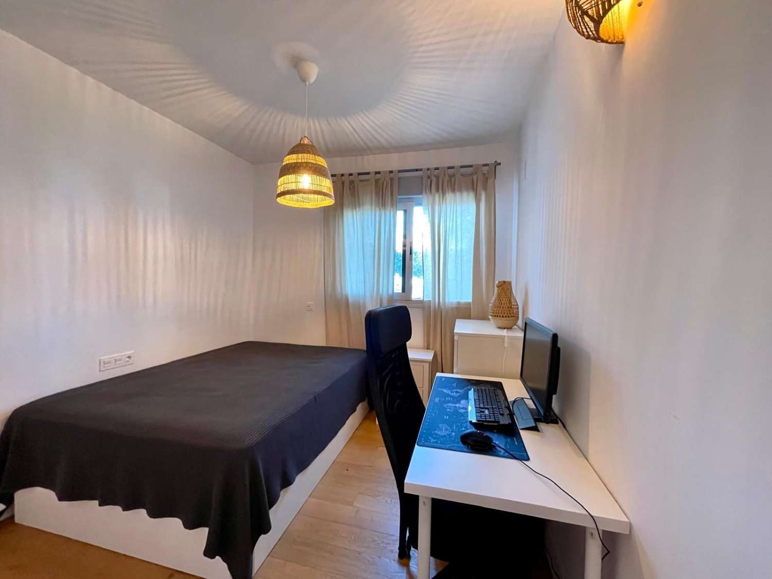 Piso en venta en Calaburra - Chaparral (Mijas)