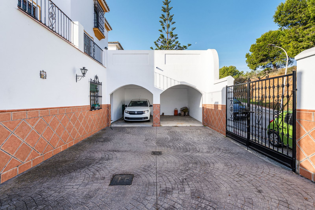Chalet en venta en Arroyo de la Miel (Benalmádena)