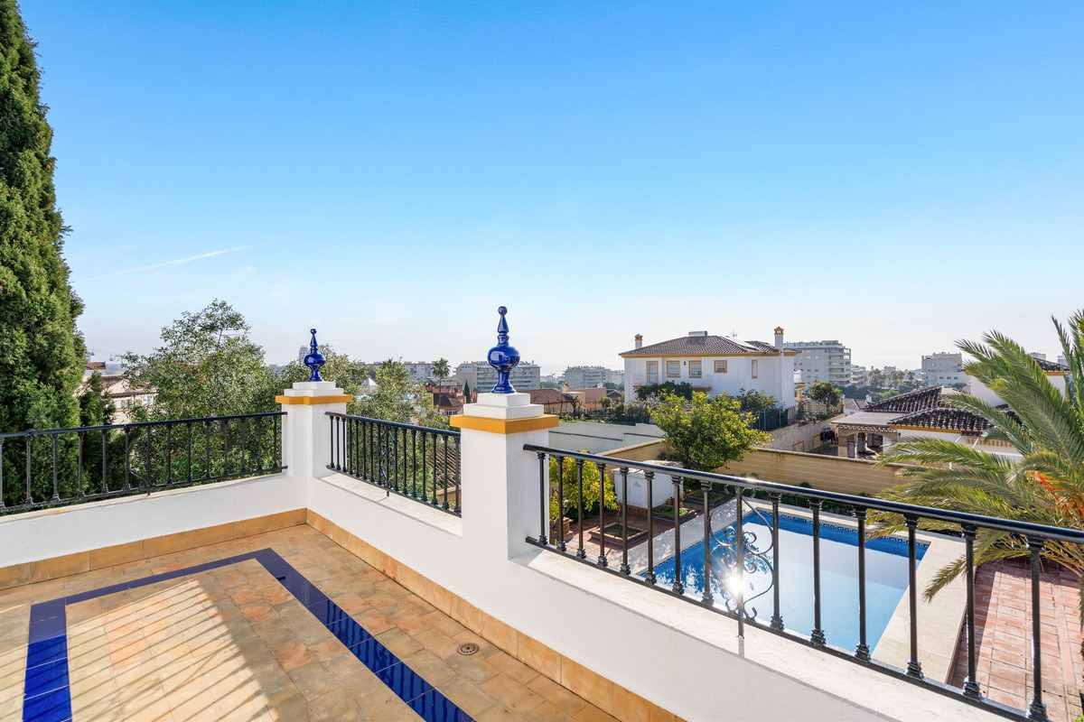 Chalet en venta en Arroyo de la Miel (Benalmádena)