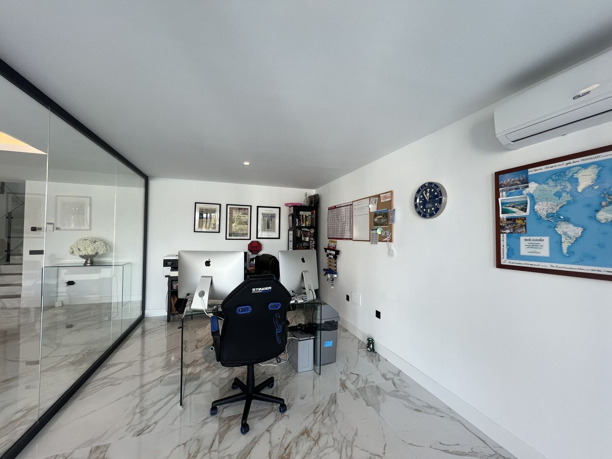 Villa en venta en La Cala Golf - Lagar Martell (Mijas)