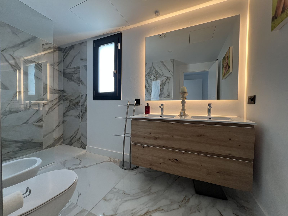 Villa en venta en La Cala Golf - Lagar Martell (Mijas)