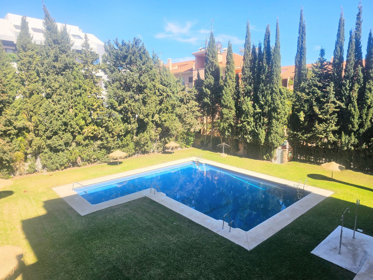 Piso en venta en Cabopino-Artola (Marbella)