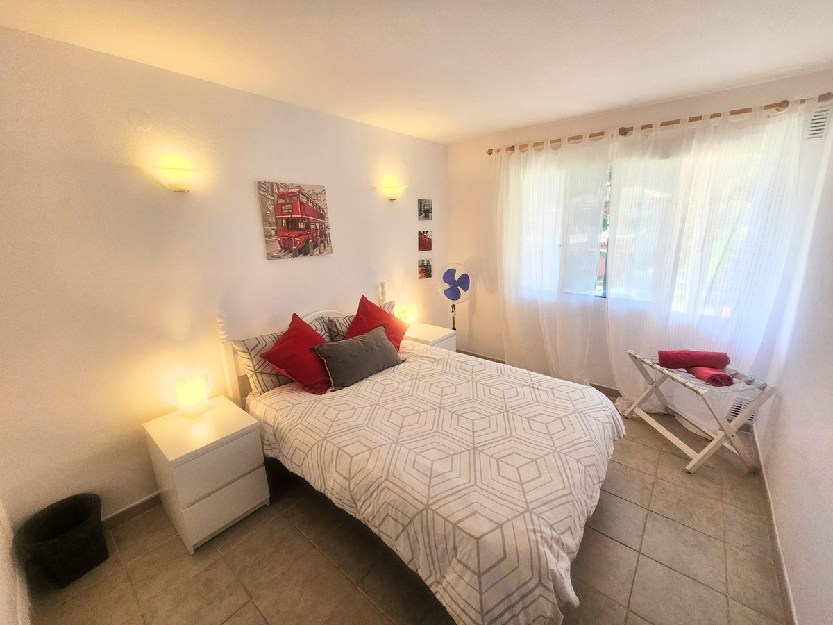 Piso en venta en Cabopino-Artola (Marbella)