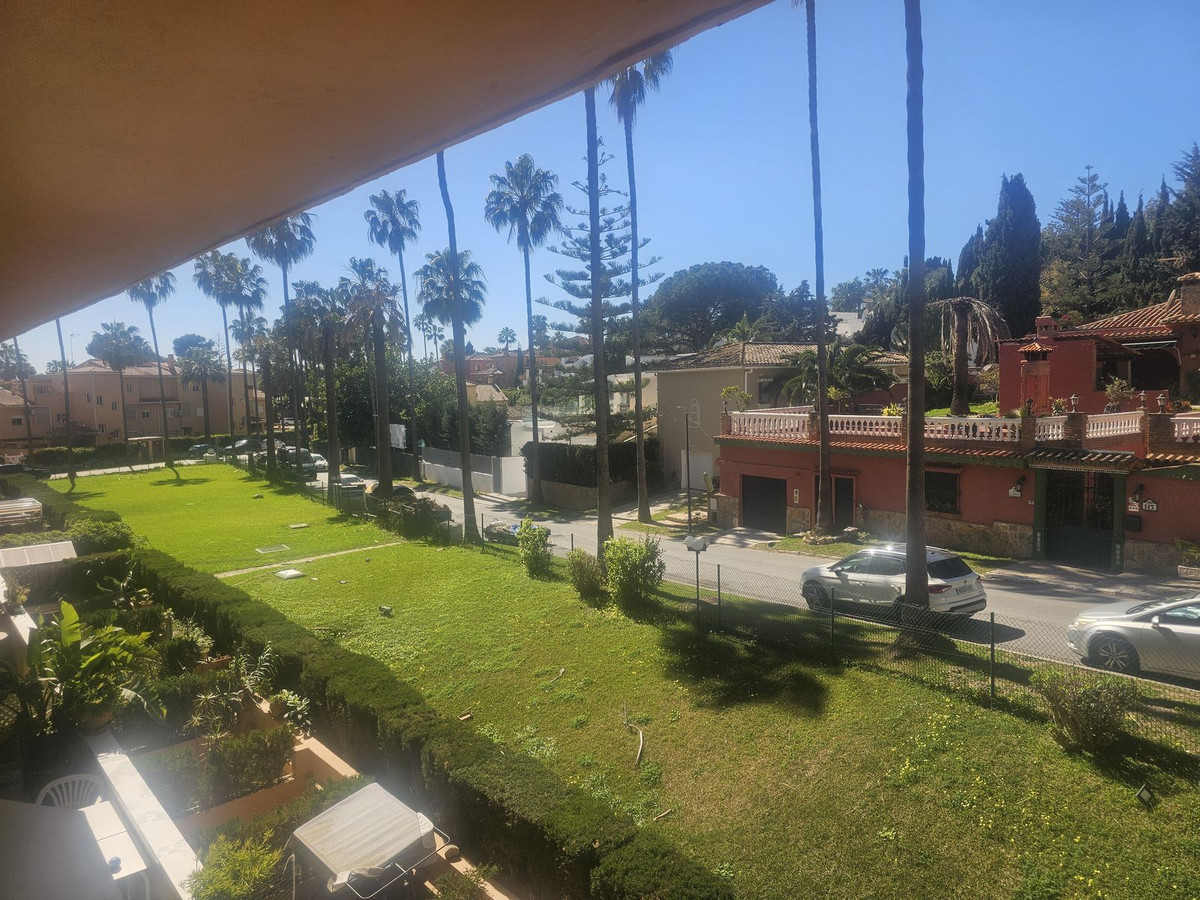 Piso en venta en Cabopino-Artola (Marbella)