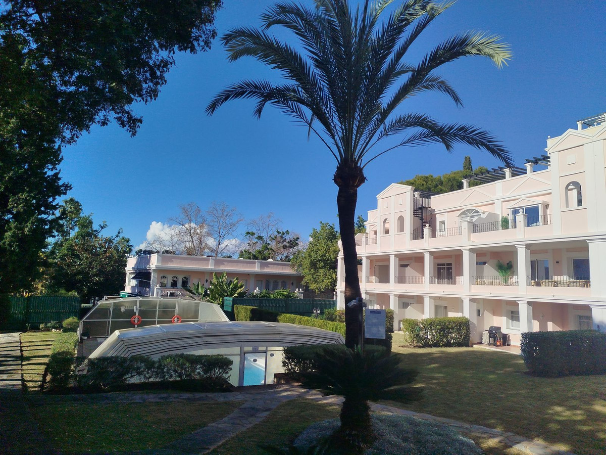 Piso en venta en Aloha (Marbella)