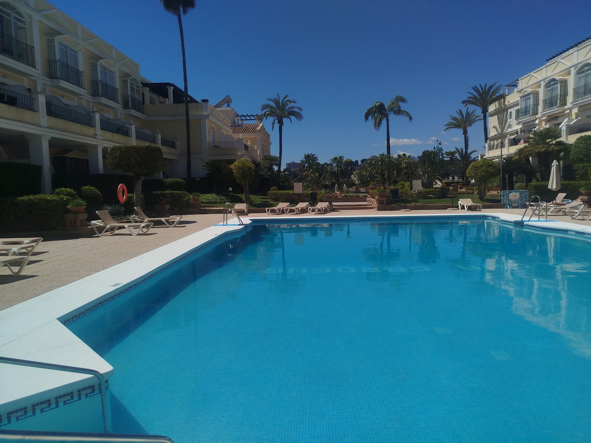Piso en venta en Aloha (Marbella)