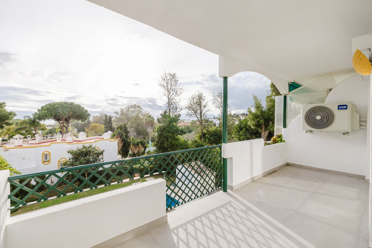 Piso en venta en Cabopino-Artola (Marbella)