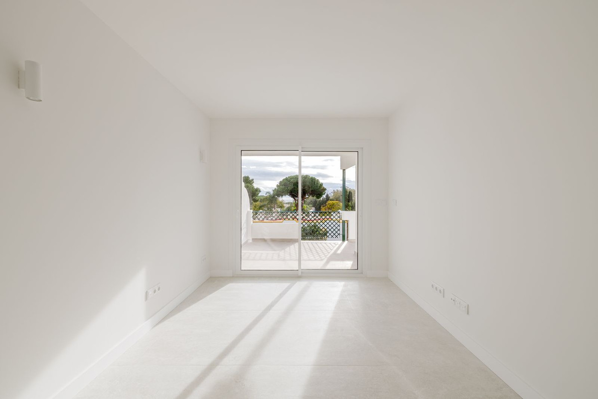 Piso en venta en Cabopino-Artola (Marbella)