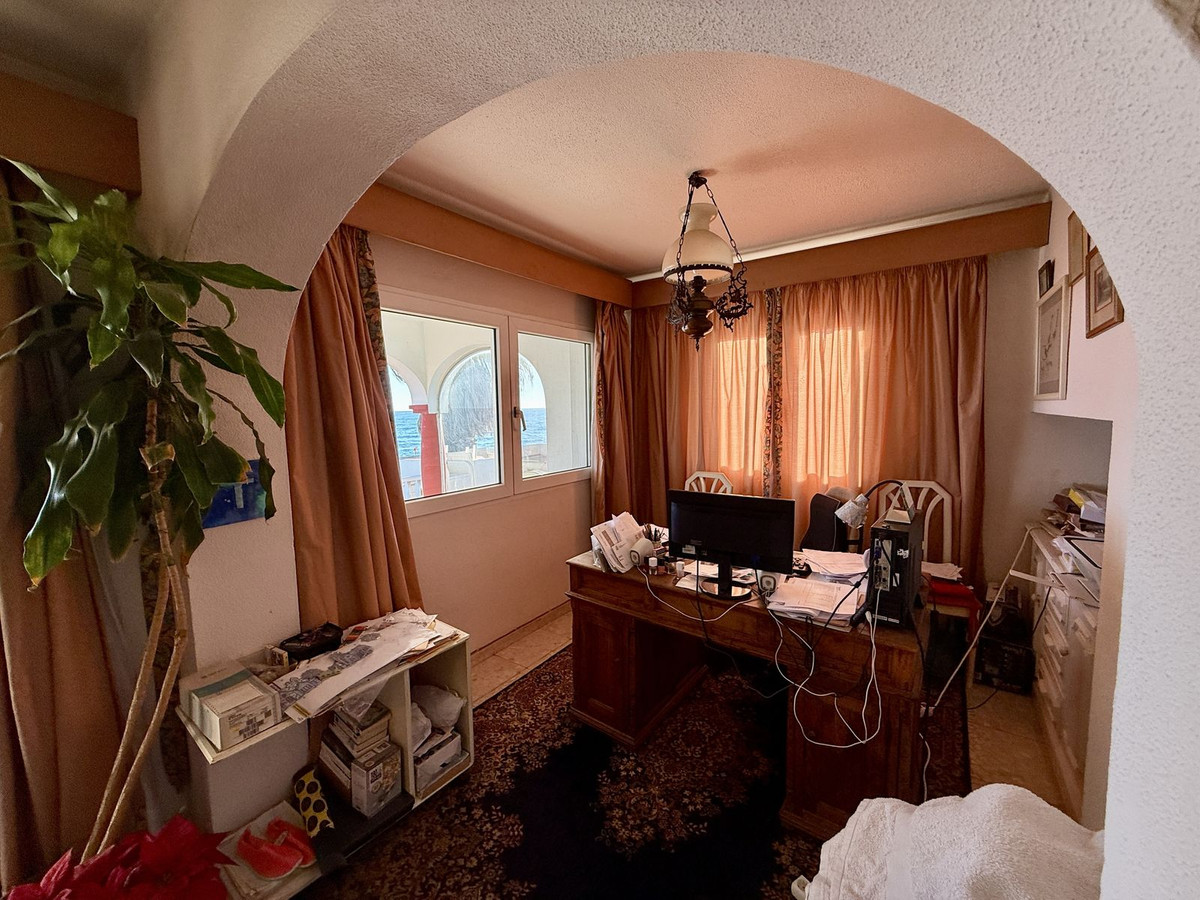 Villa en venta en Calaburra - Chaparral (Mijas)
