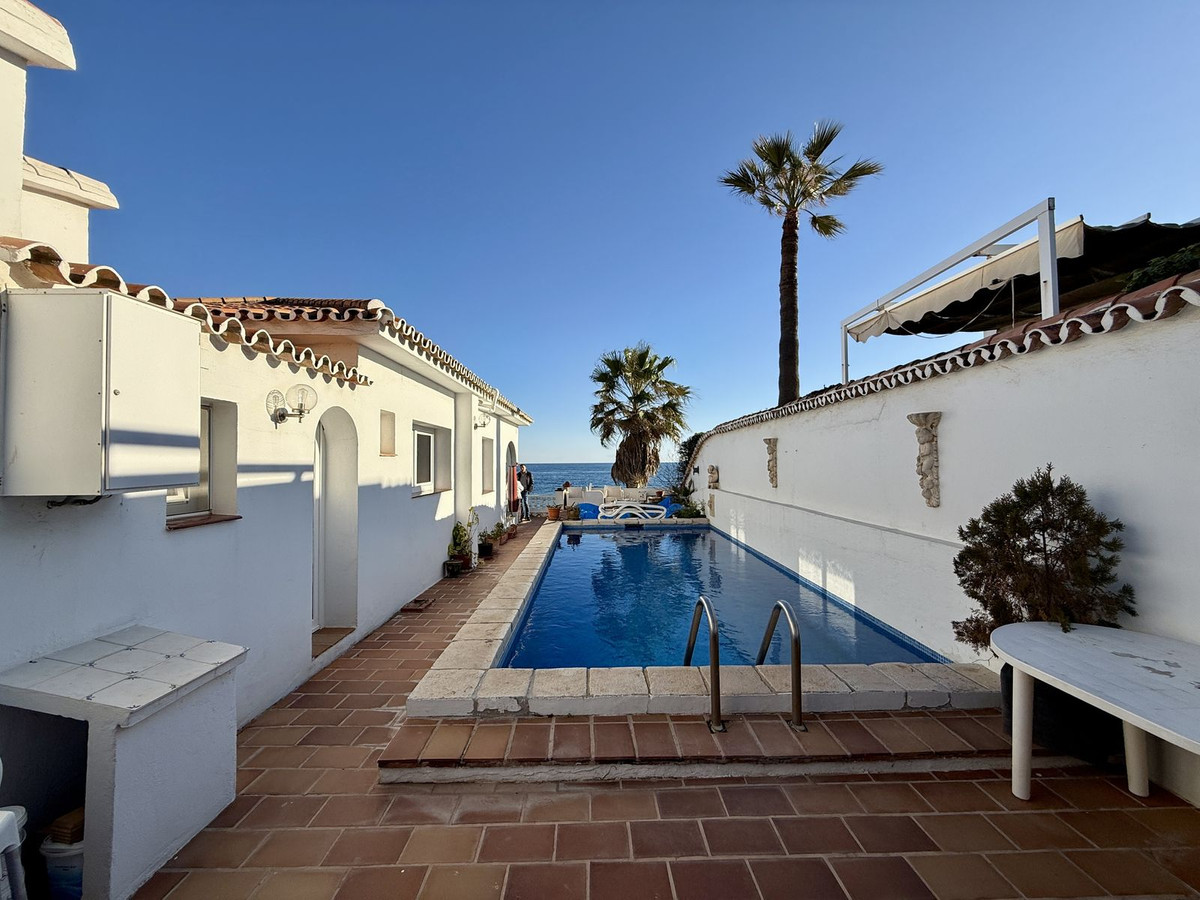 Villa en venta en Calaburra - Chaparral (Mijas)
