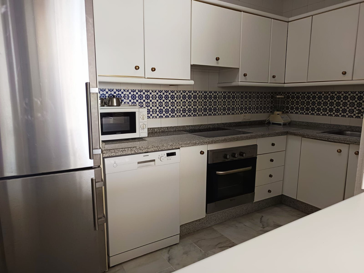 Piso en venta en Zona Sohail (Fuengirola)