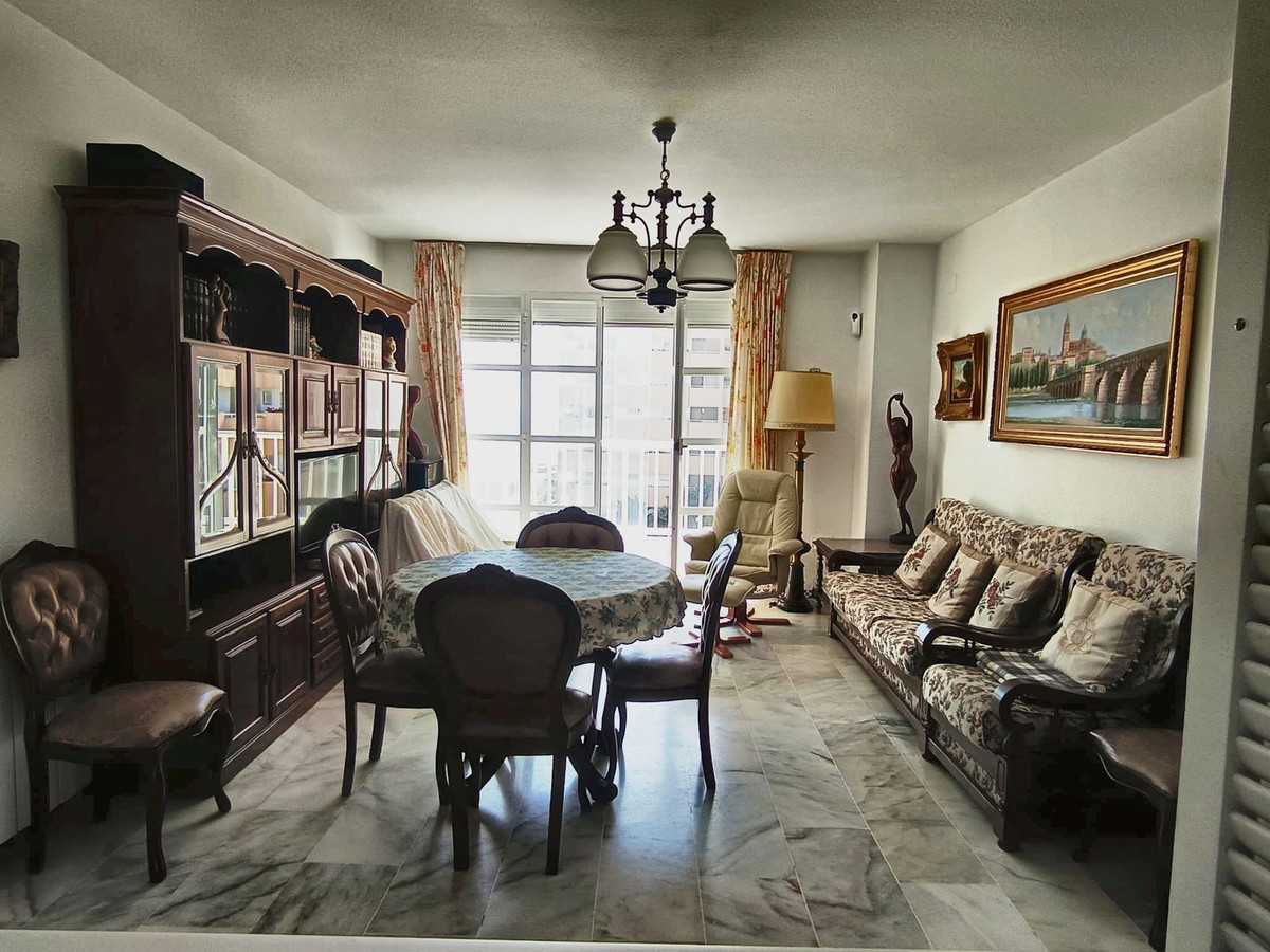 Piso en venta en Zona Sohail (Fuengirola)