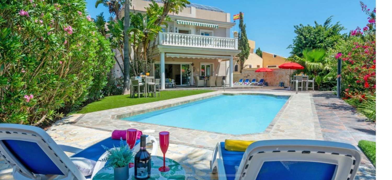 Villa en venta en Campo de Mijas