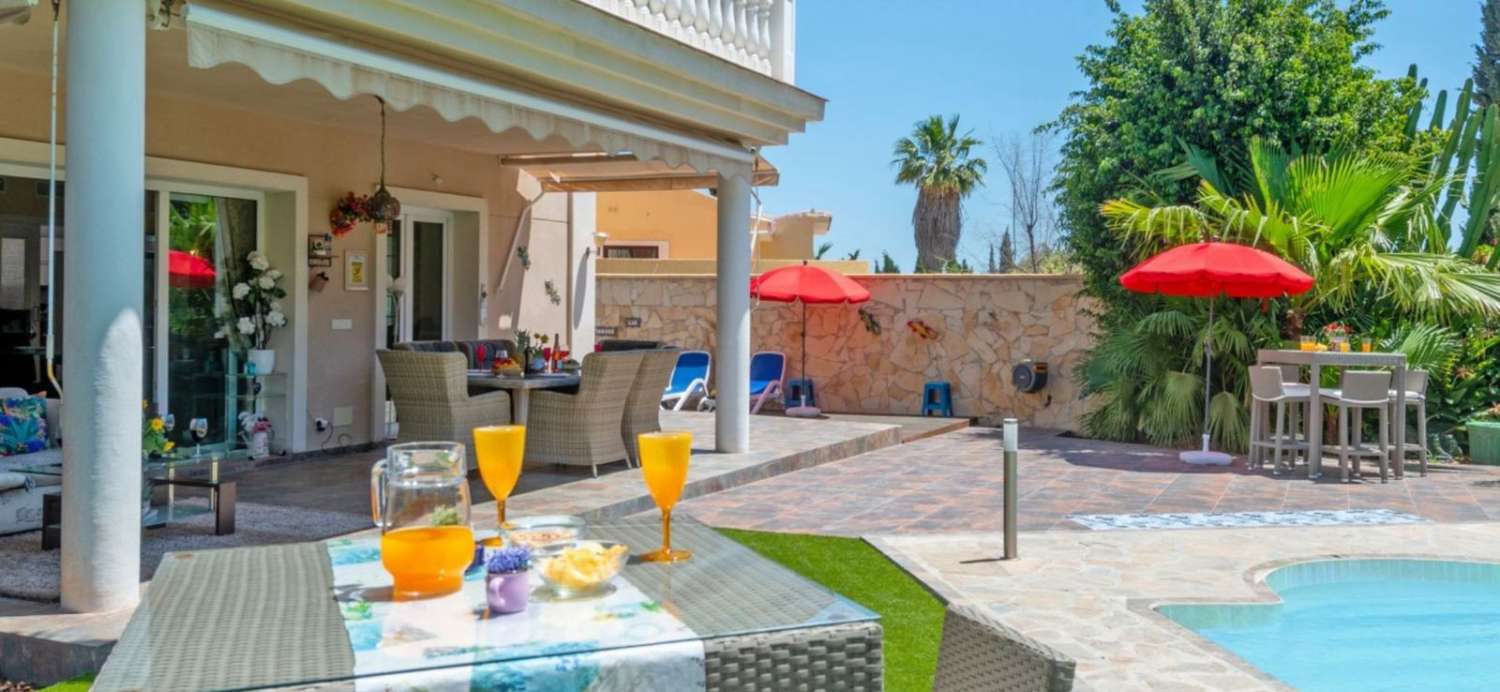 Villa en venta en Campo de Mijas