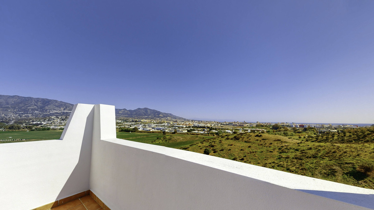 Penthouse for sale in Hipódromo-Cerrado del Águila (Mijas)