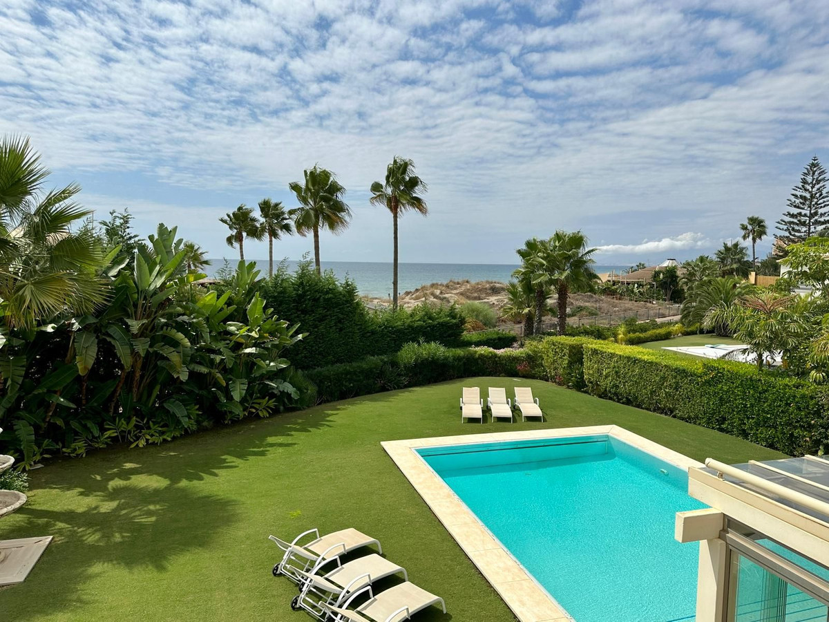 Villa in vendita a Costabella (Marbella)
