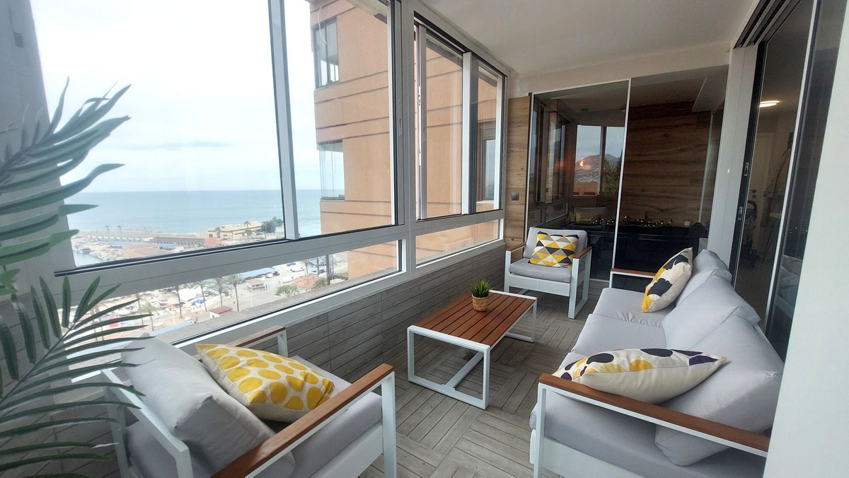 Flat for sale in Zona Puerto Deportivo (Fuengirola)