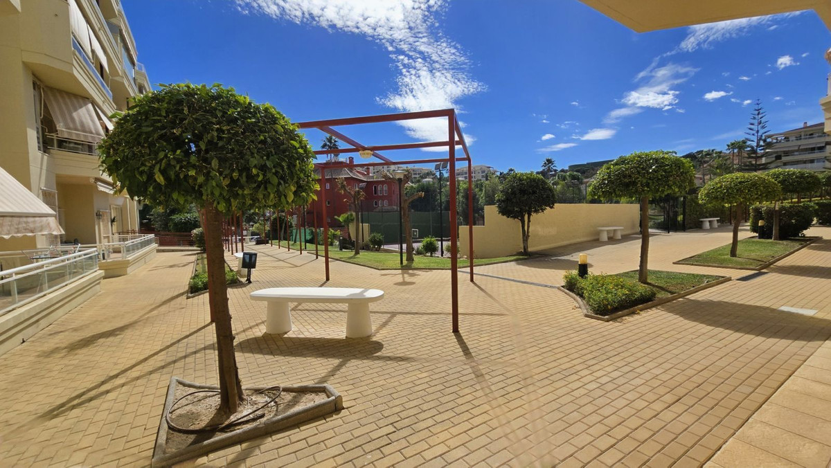 Flat for sale in Mijas Golf
