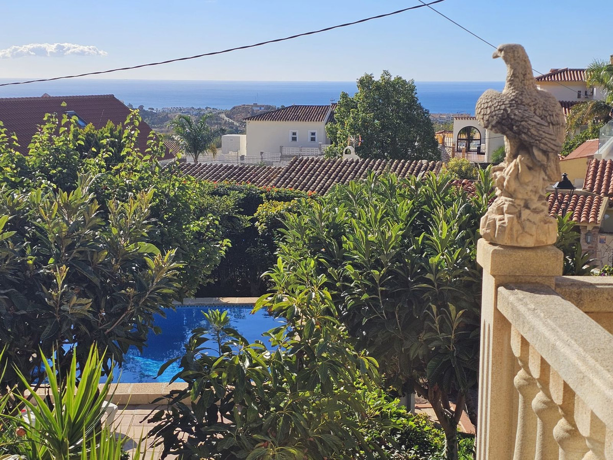 Casa en venta en Torrequebrada (Benalmádena)