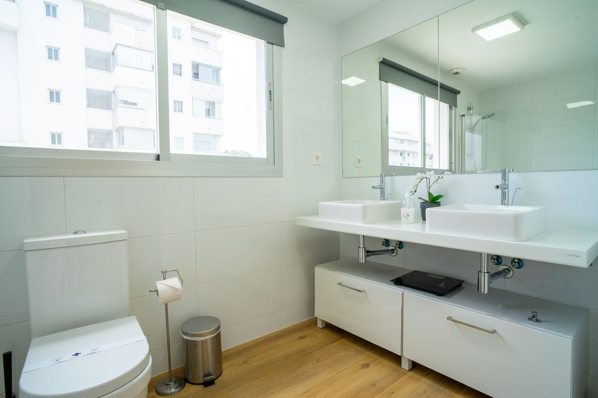 Piso en venta en Zona Sohail (Fuengirola)