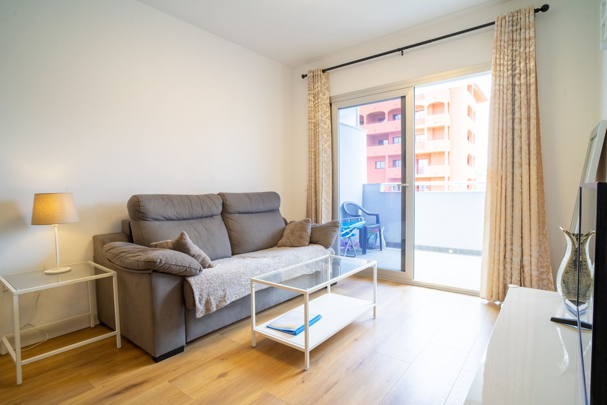 Piso en venta en Zona Sohail (Fuengirola)