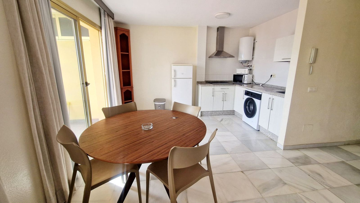 Piso en venta en Zona Sohail (Fuengirola)