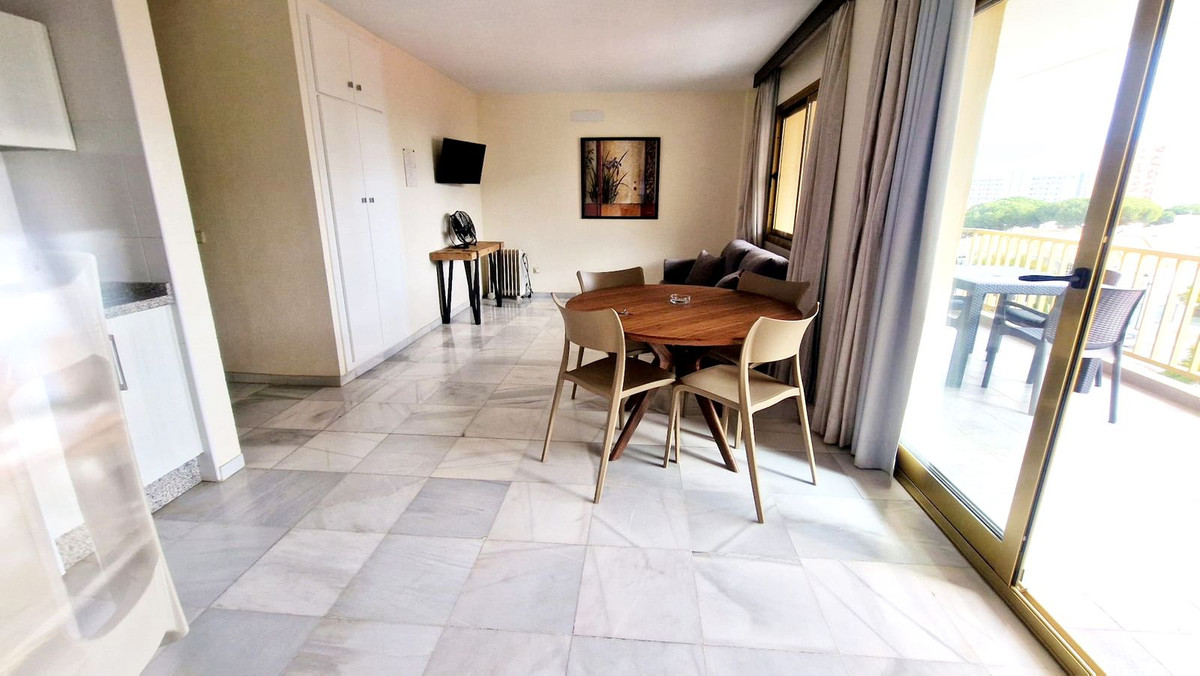 Piso en venta en Zona Sohail (Fuengirola)
