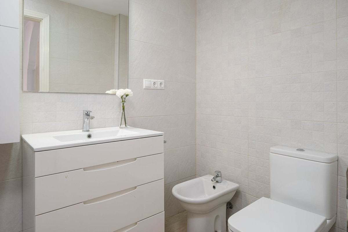 Piso en venta en Zona Sohail (Fuengirola)
