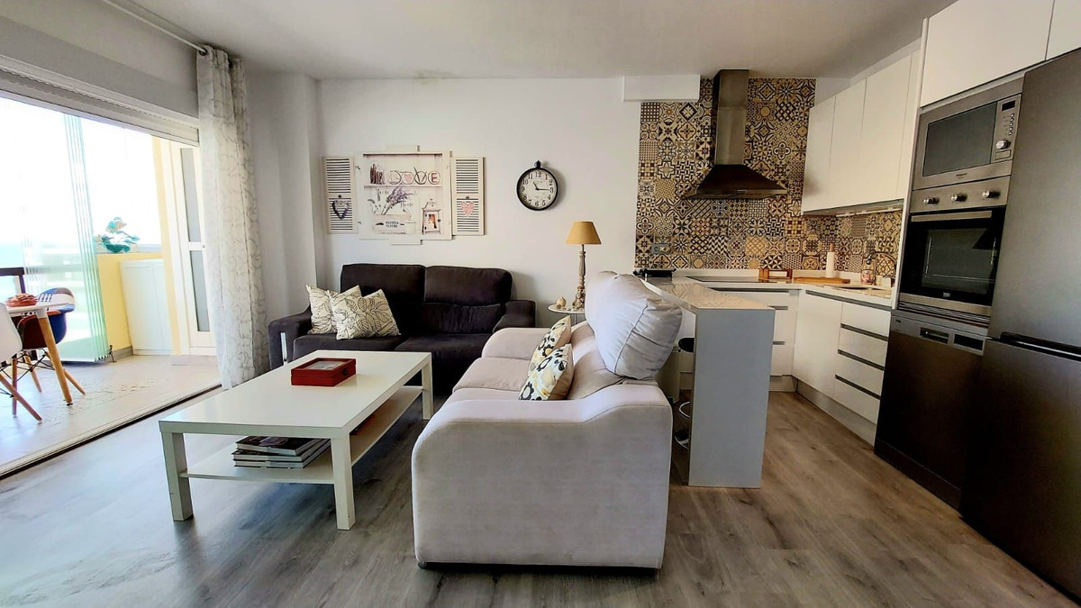 Piso en venta en Zona Sohail (Fuengirola)