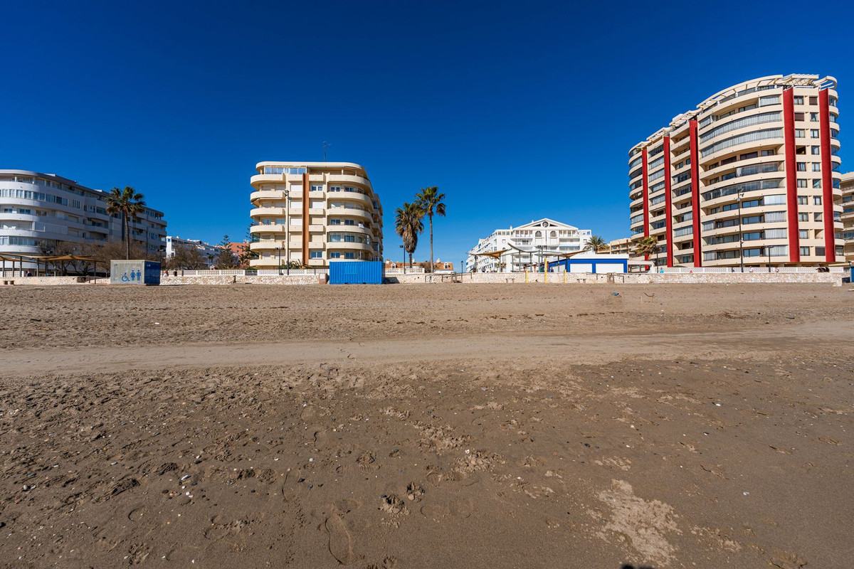 Piso en venta en Zona Sohail (Fuengirola)