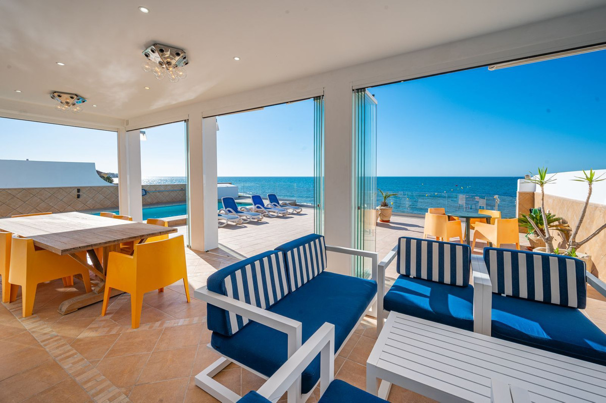 Villa en venta en La Cala de Mijas