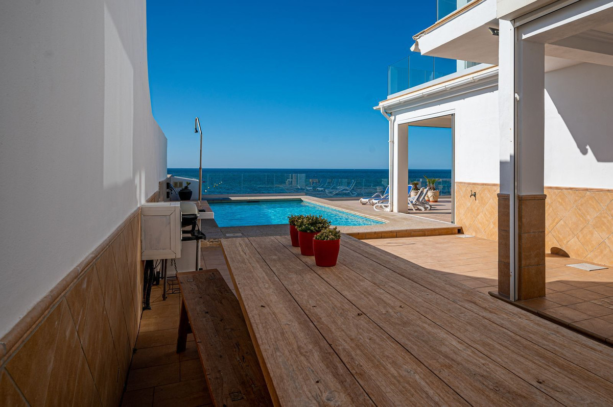 Villa en venta en La Cala de Mijas