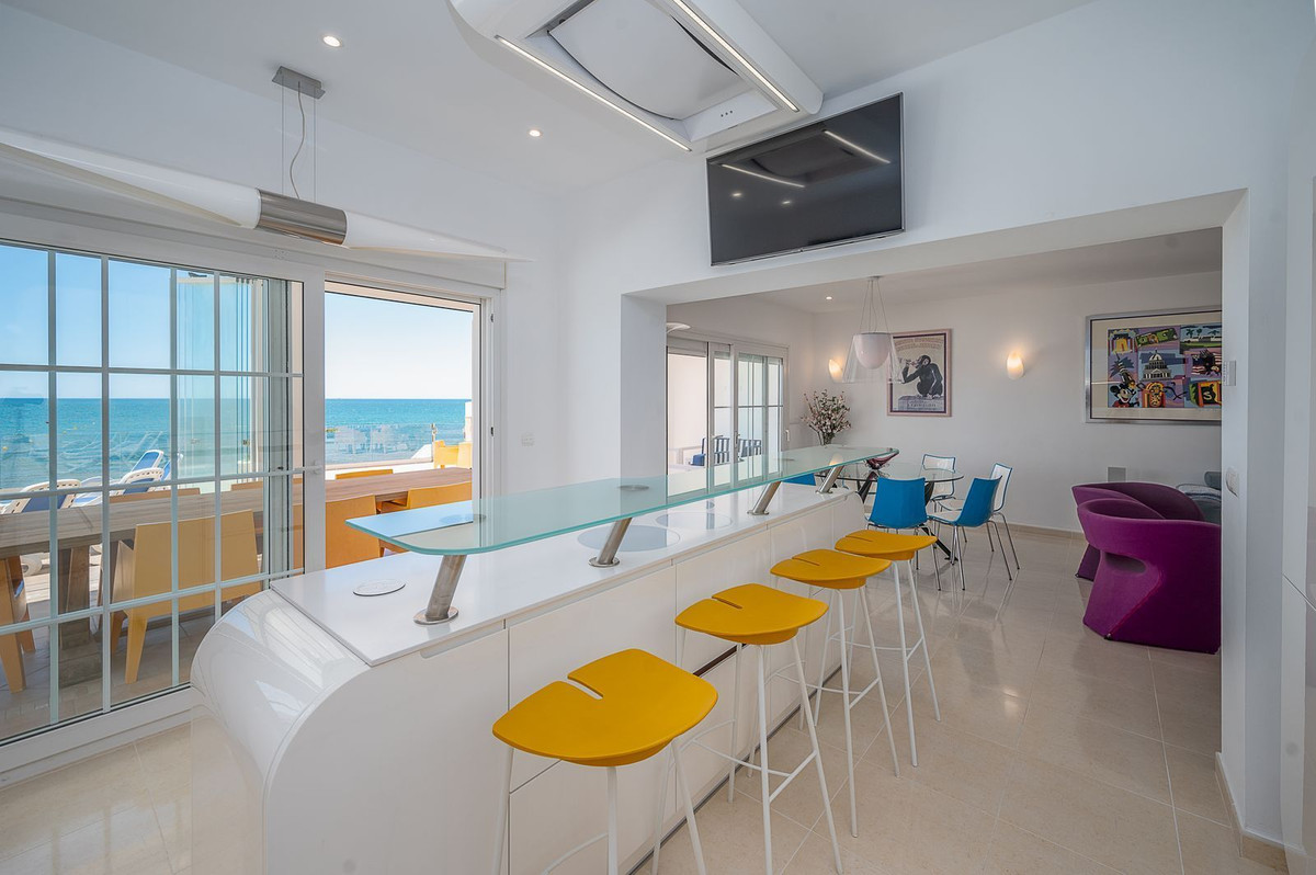 Villa en venta en La Cala de Mijas