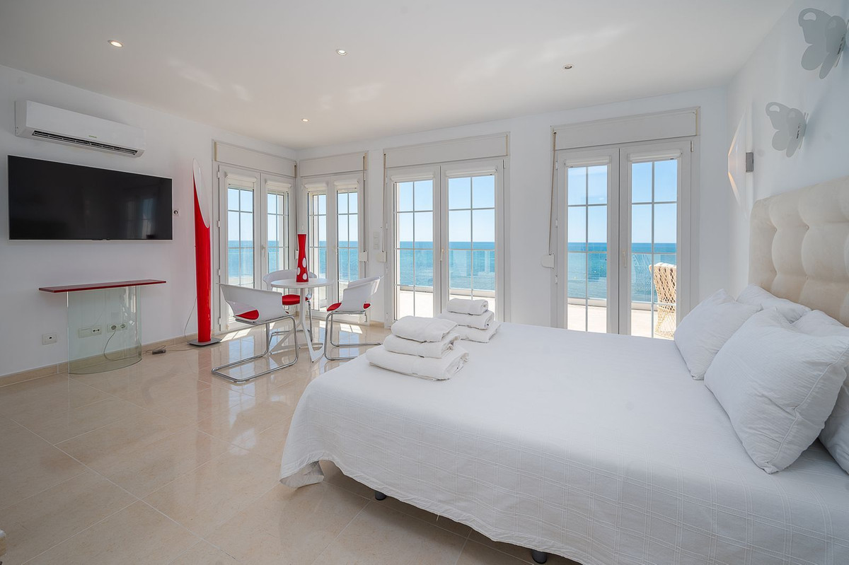 Villa en venta en La Cala de Mijas