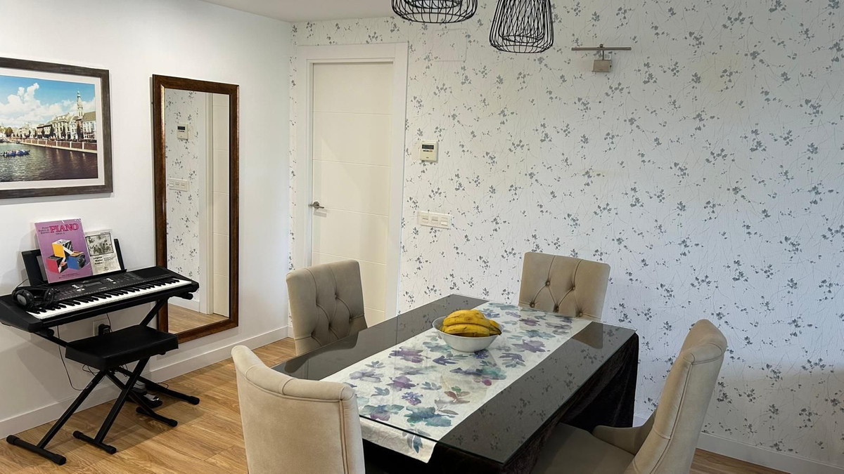 Piso en venta en Zona Sohail (Fuengirola)