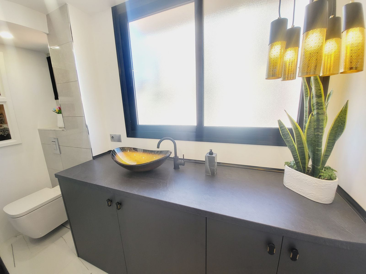 Piso en venta en Zona Puerto Deportivo (Fuengirola)