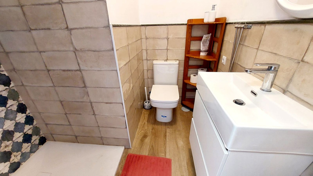House for sale in Zona Sohail (Fuengirola)