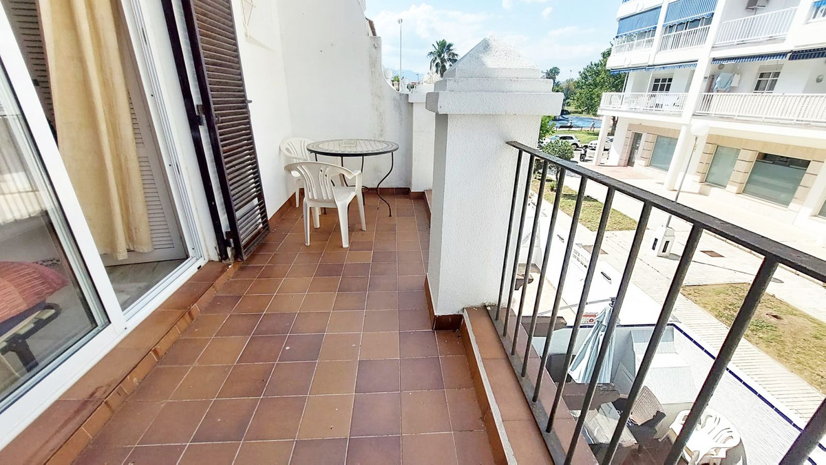 House for sale in Zona Sohail (Fuengirola)