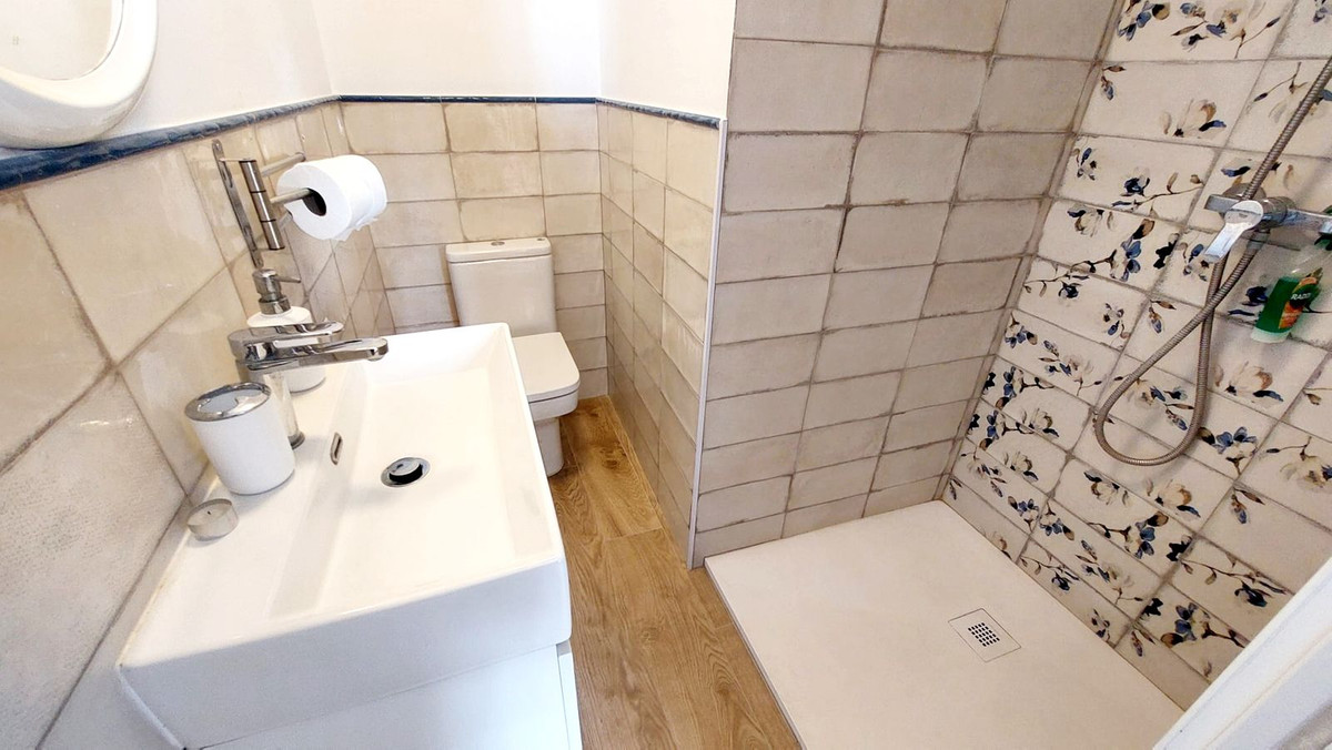 House for sale in Zona Sohail (Fuengirola)