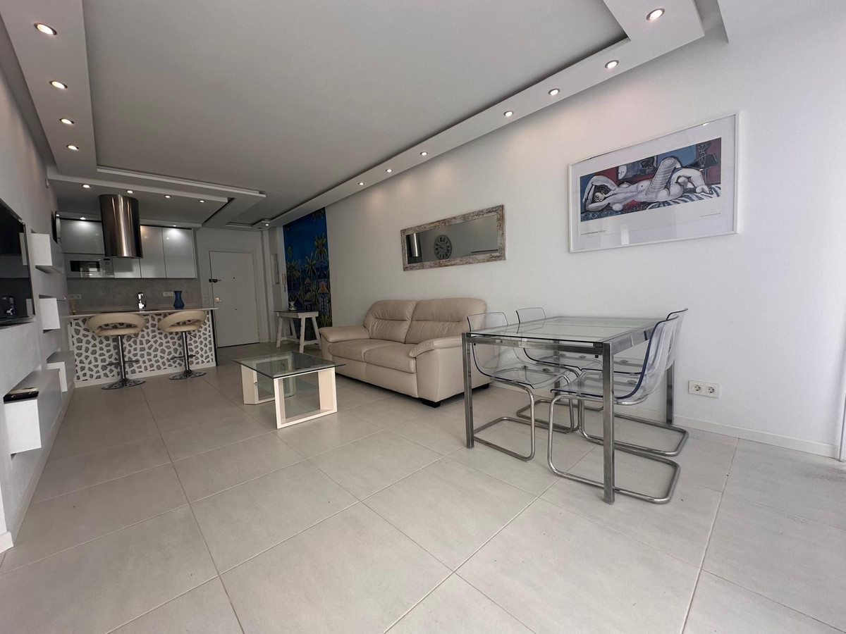Piso en venta en Benalmádena Costa