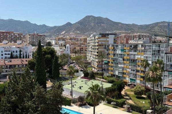 Piso en venta en Benalmádena Costa