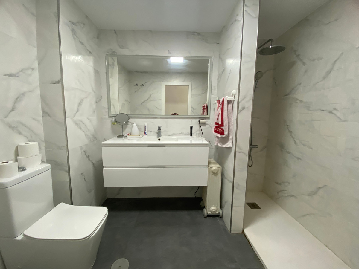 Piso en venta en Zona Sohail (Fuengirola)