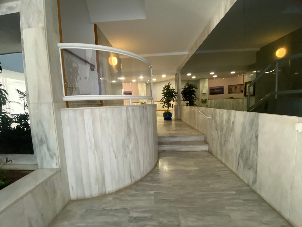 Piso en venta en Zona Sohail (Fuengirola)