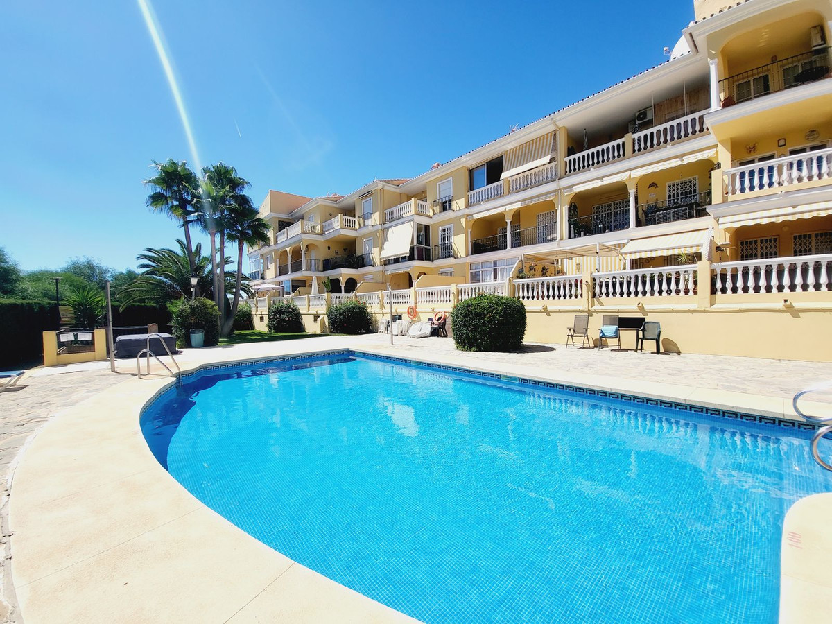 Flat for sale in Calaburra - Chaparral (Mijas)