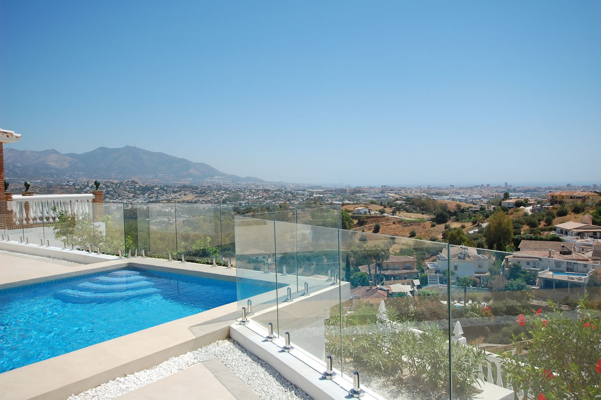 Villa en venta en Hipódromo-Cerrado del Águila (Mijas)