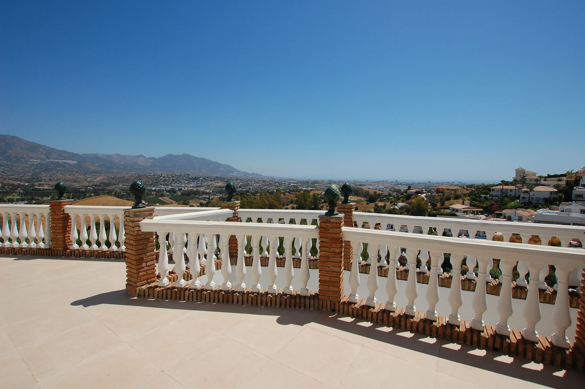 Villa en venta en Hipódromo-Cerrado del Águila (Mijas)