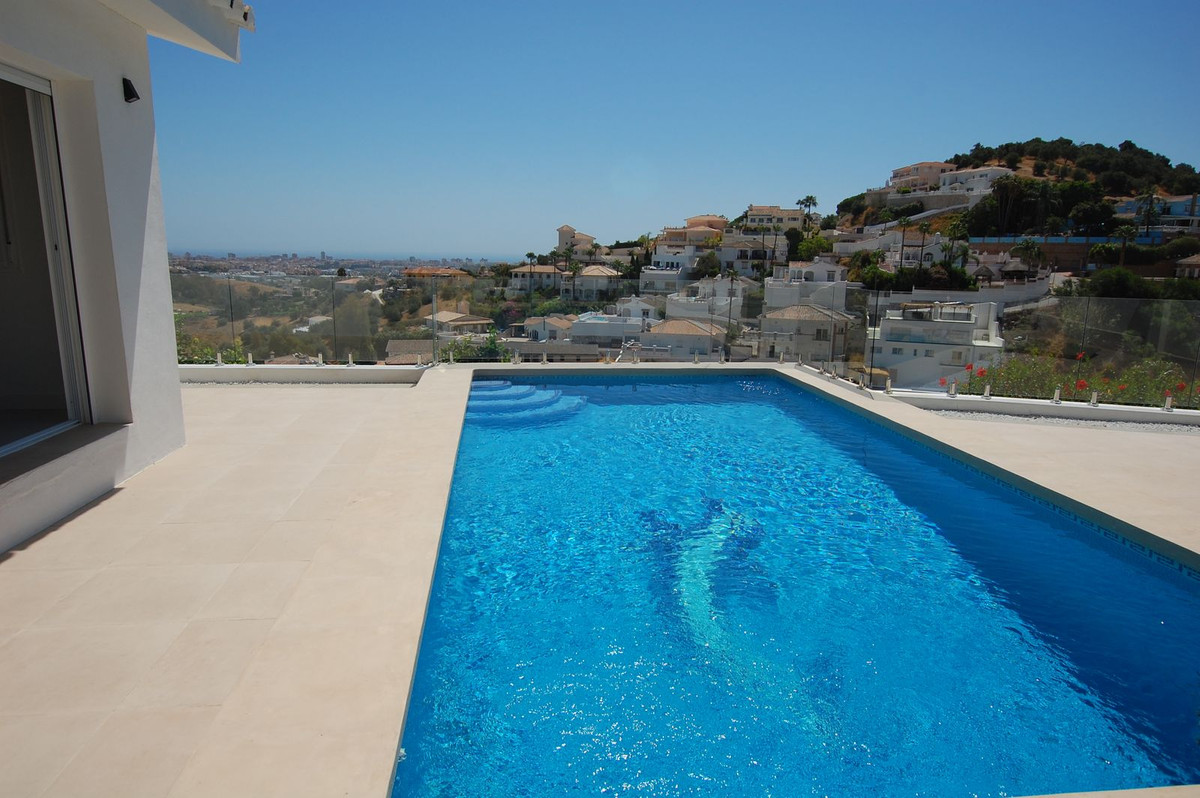 Villa en venta en Hipódromo-Cerrado del Águila (Mijas)