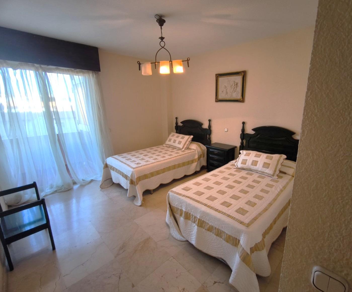 Piso in vendita a Zona Puerto Deportivo (Fuengirola)