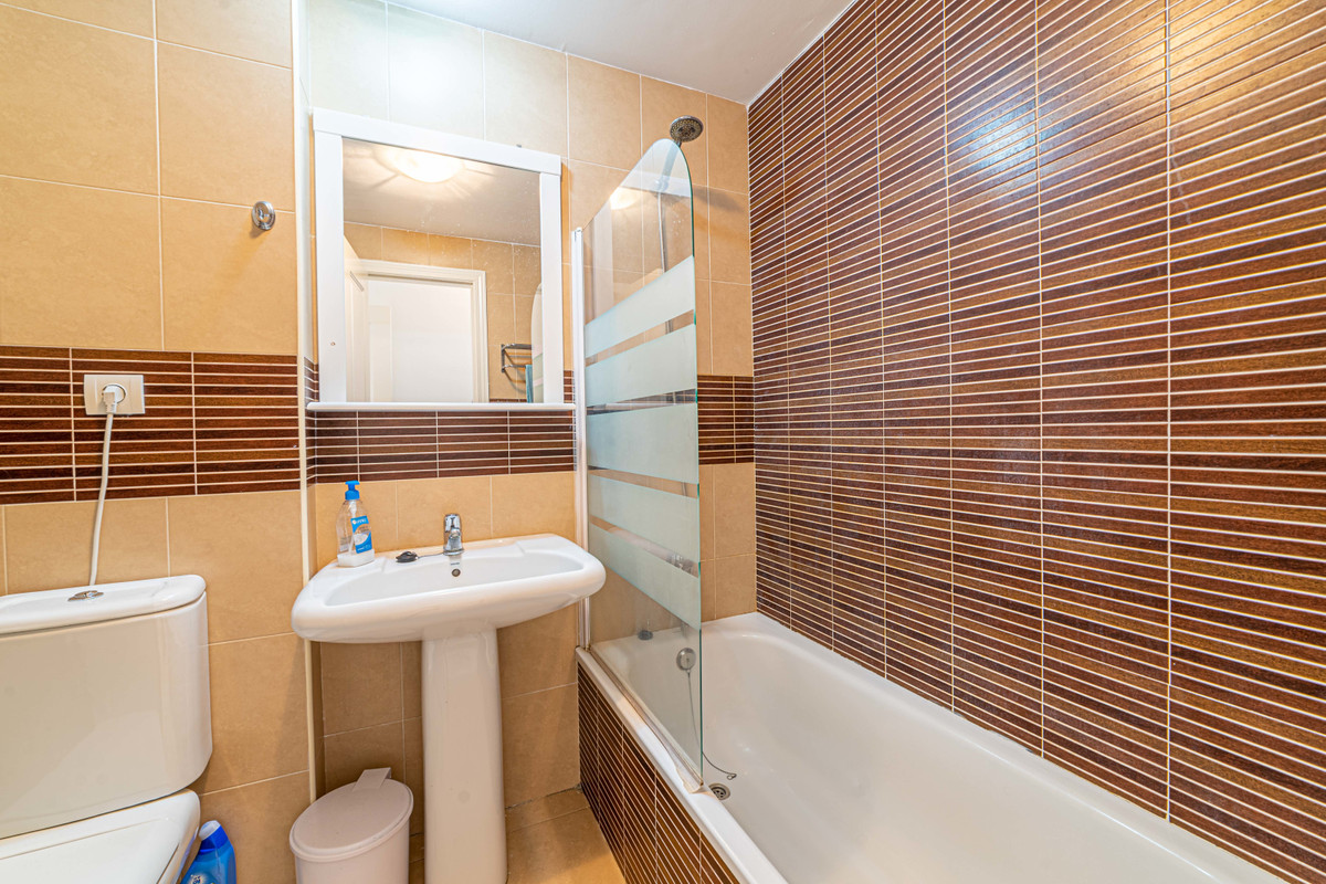 Piso en venta en Los Pacos (Fuengirola)